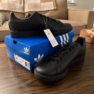 NWT Black leather Adidas Stan Smiths (Men's 10.5)